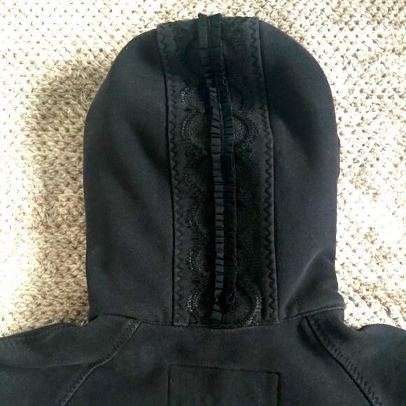 SOLD📌 Lululemon Special Edition Lux Ruffle Suba Hoodie - Picture 9 of 15